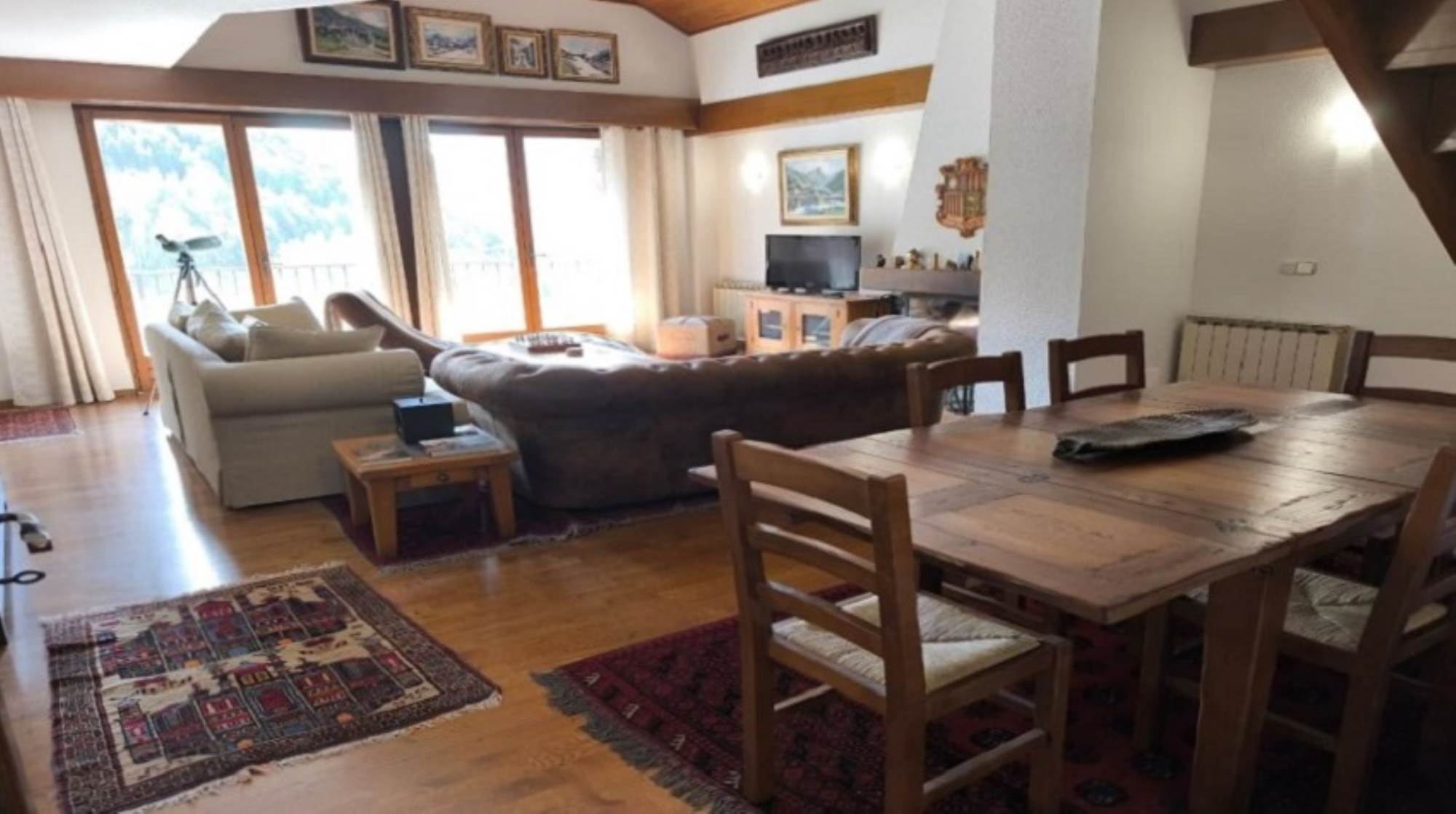 Àtic dúplex amb jardí 