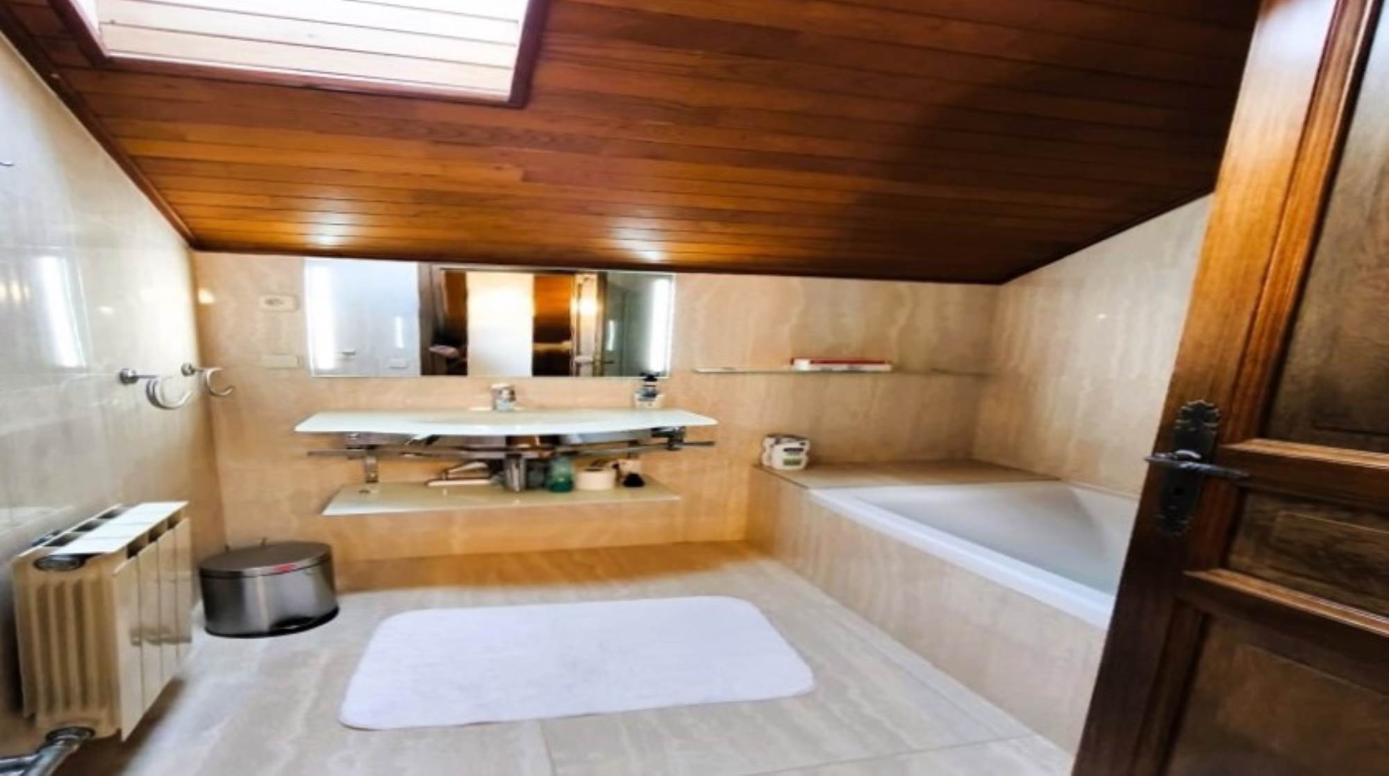 Àtic dúplex amb jardí 